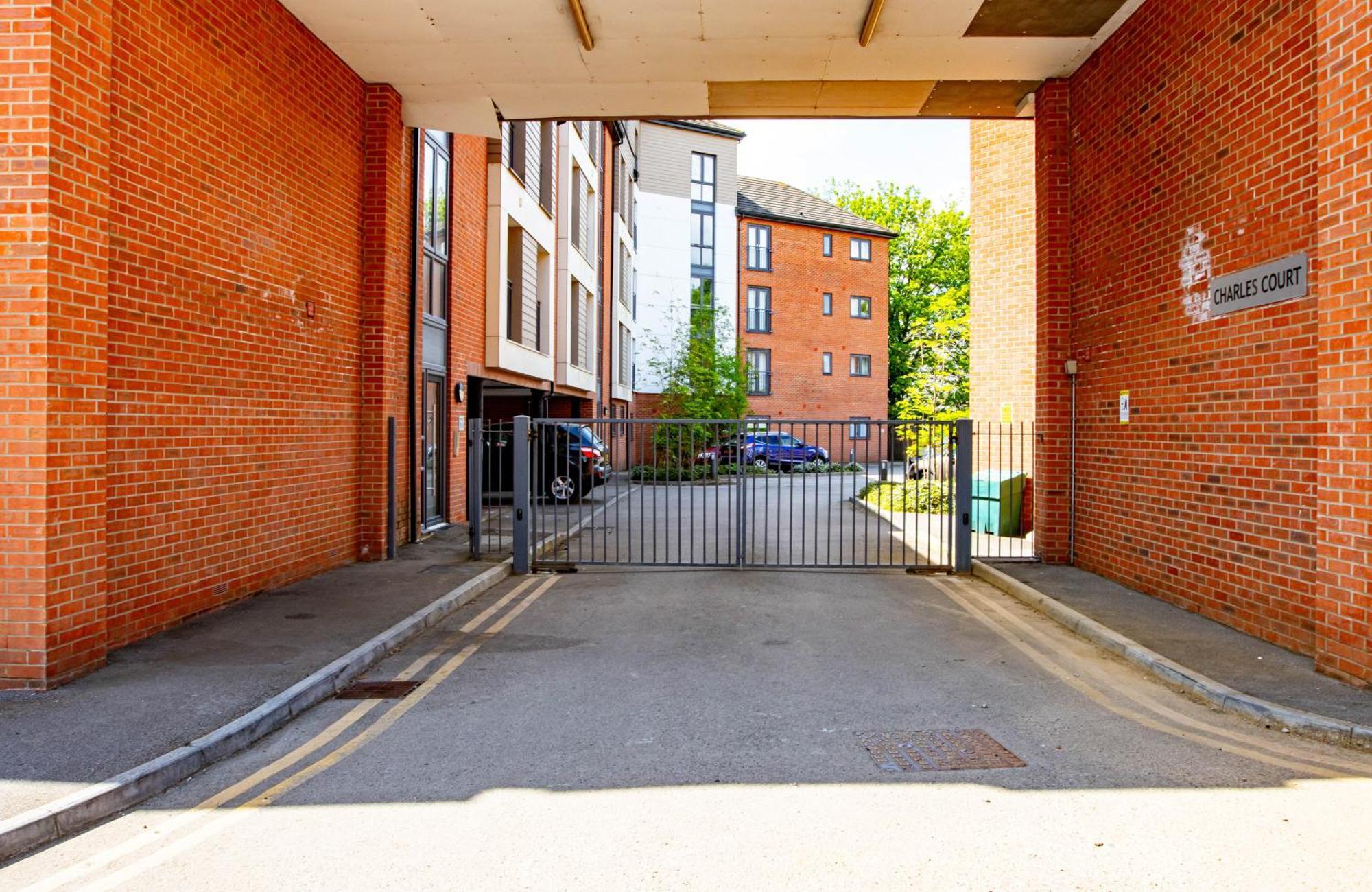 Sianavi Apartments Kettering Exteriér fotografie