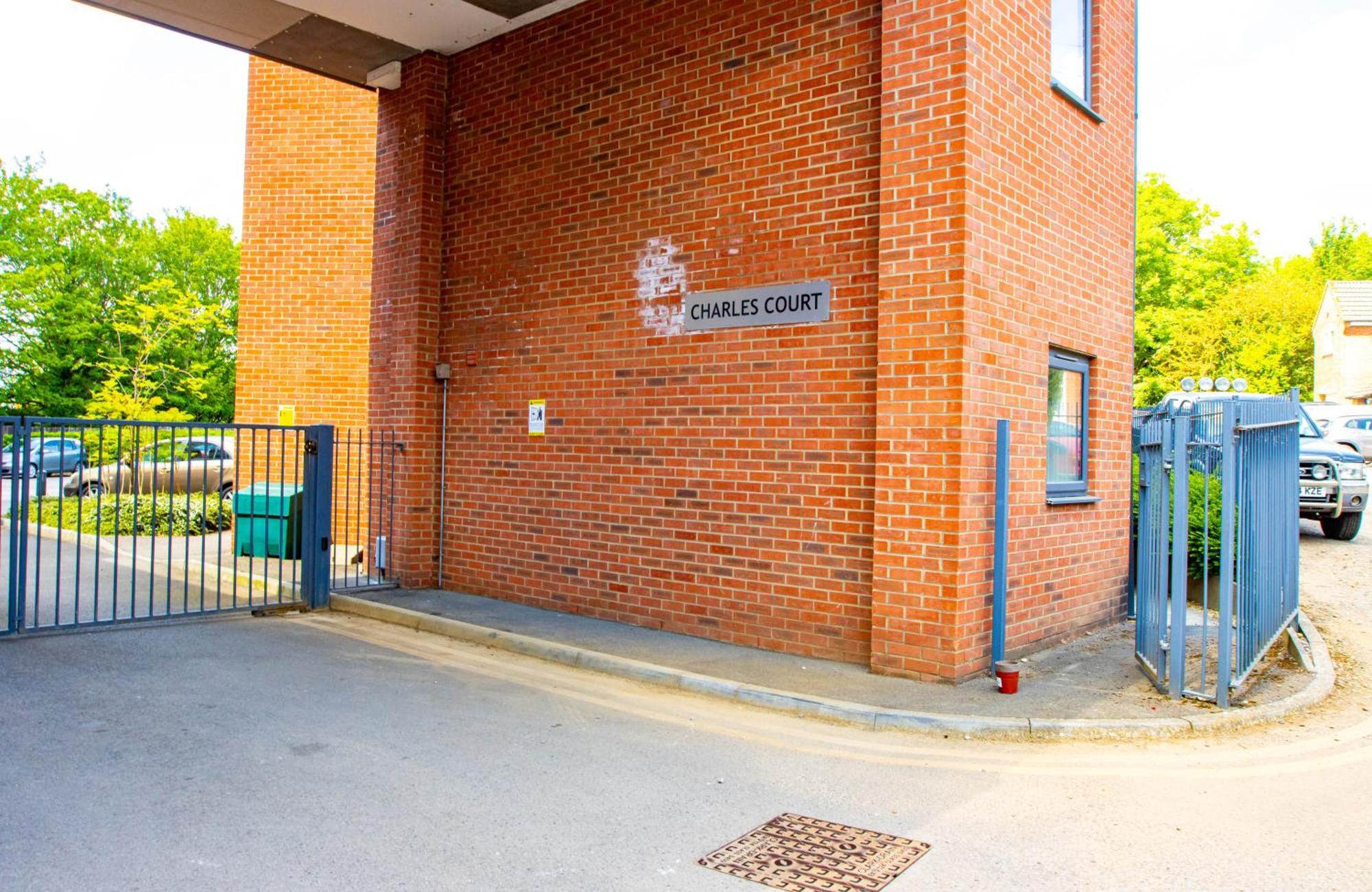 Sianavi Apartments Kettering Exteriér fotografie